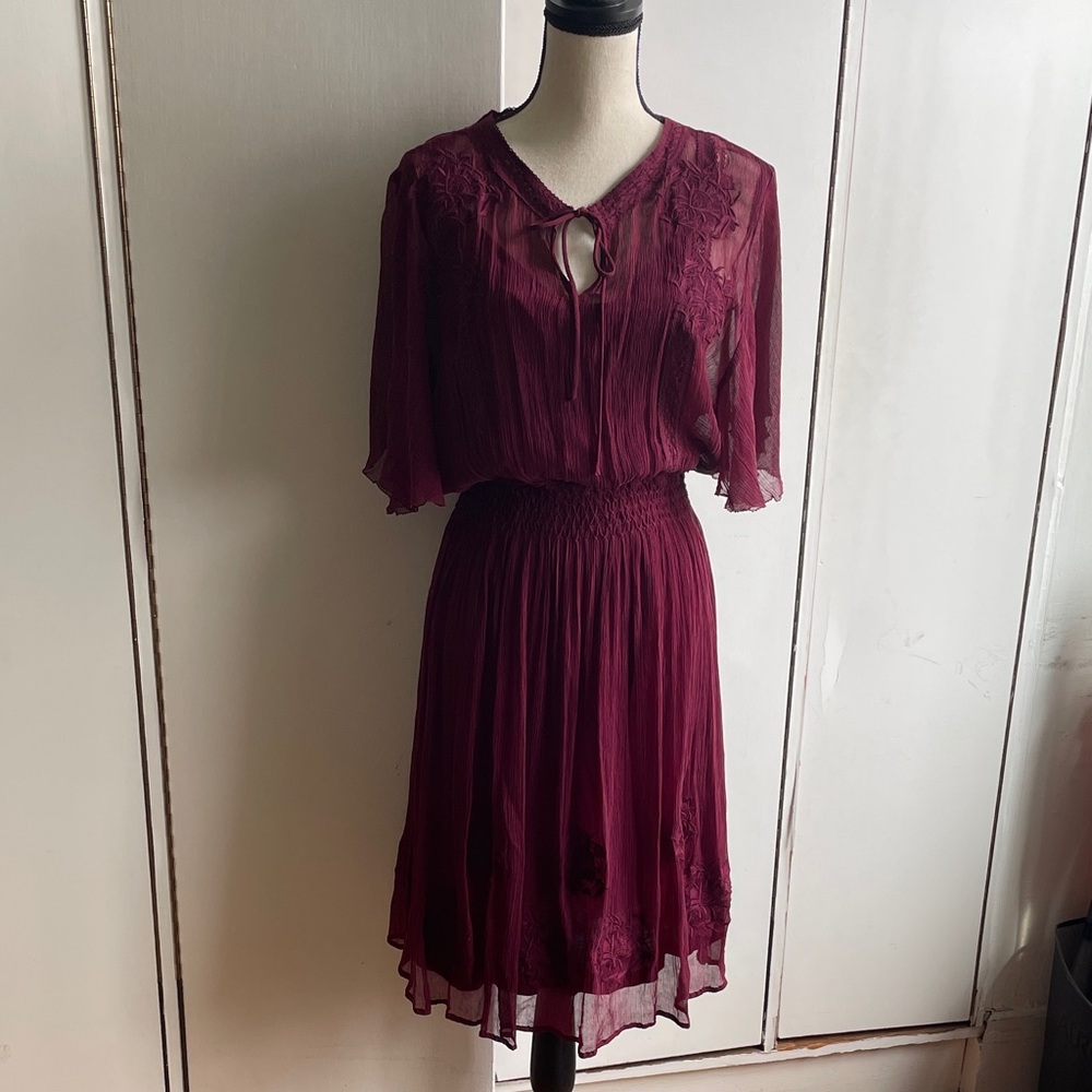[Sundance] Embroidered  Burgundy Smocked Crinkle Midi Dress